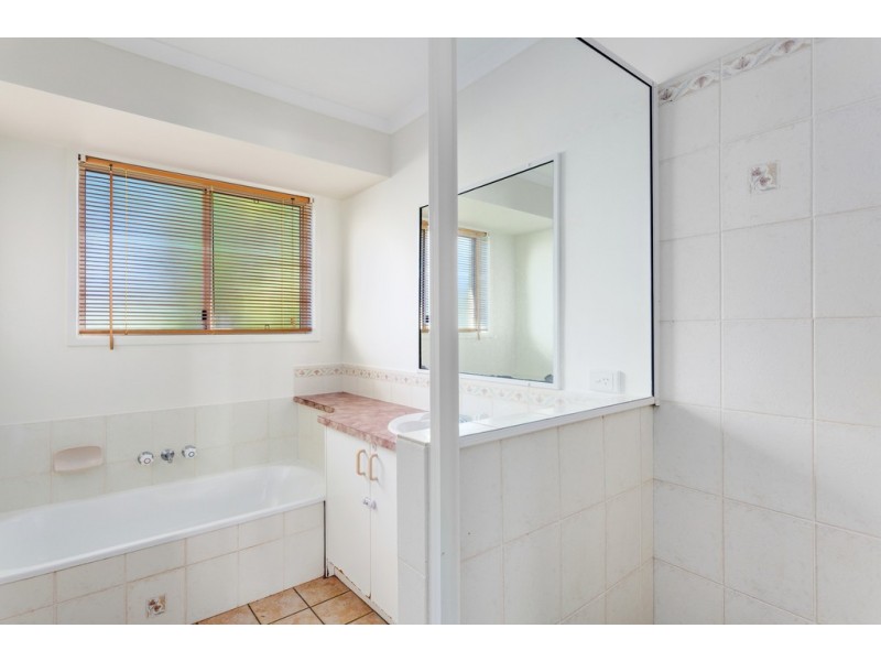 66 INVESTIGATOR AVENUE, Cooloola Cove QLD 4580