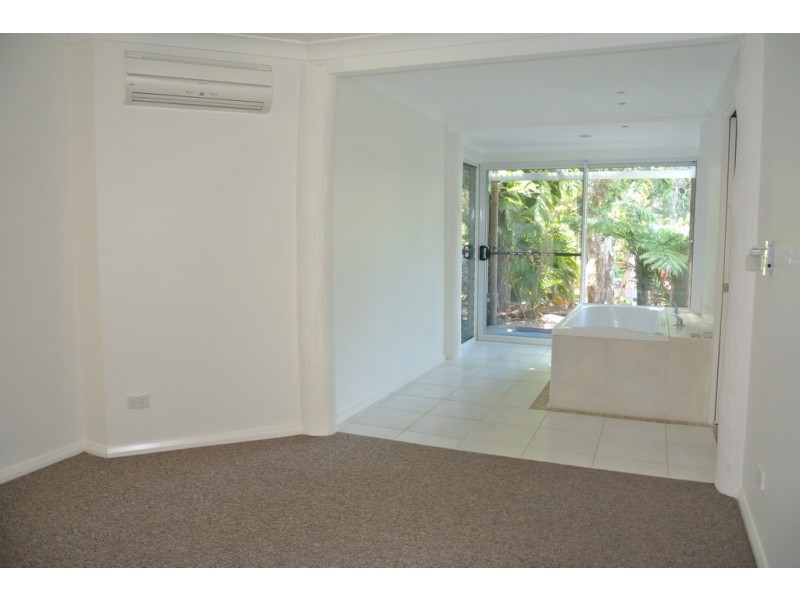 112 Emperor Street, Tin Can Bay QLD 4580