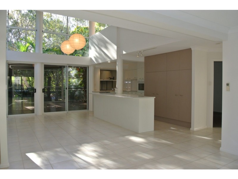 112 Emperor Street, Tin Can Bay QLD 4580