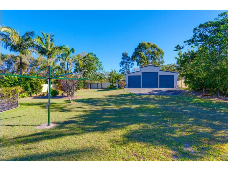 60 INVESTIGATOR AVENUE, Cooloola Cove QLD 4580