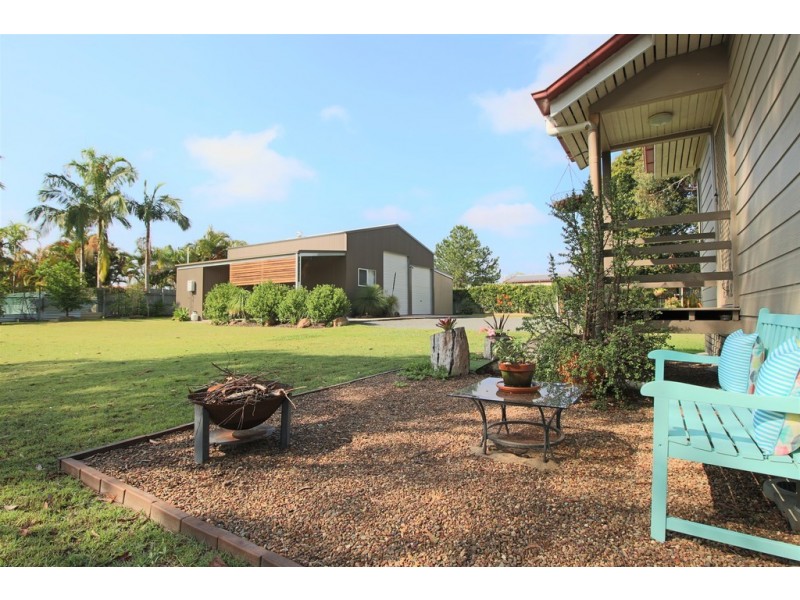 25 ENDEAVOUR DRIVE, Cooloola Cove QLD 4580