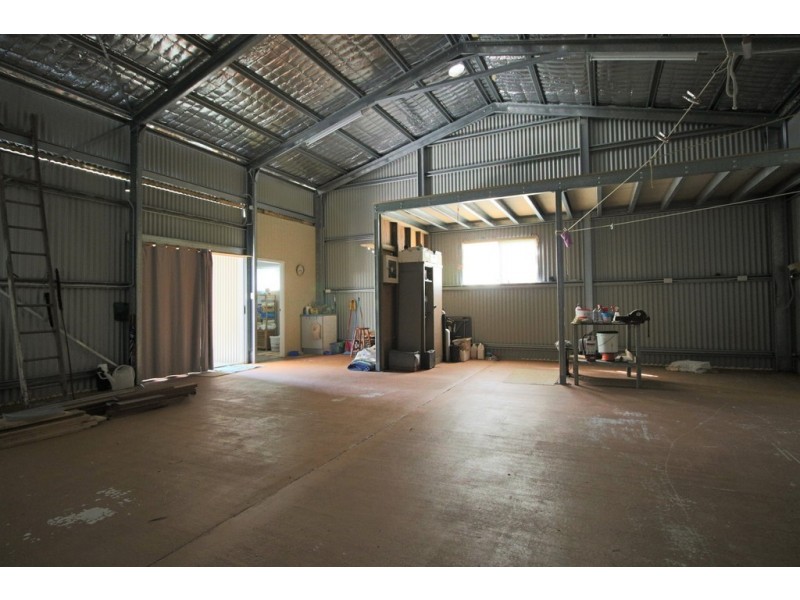 25 ENDEAVOUR DRIVE, Cooloola Cove QLD 4580