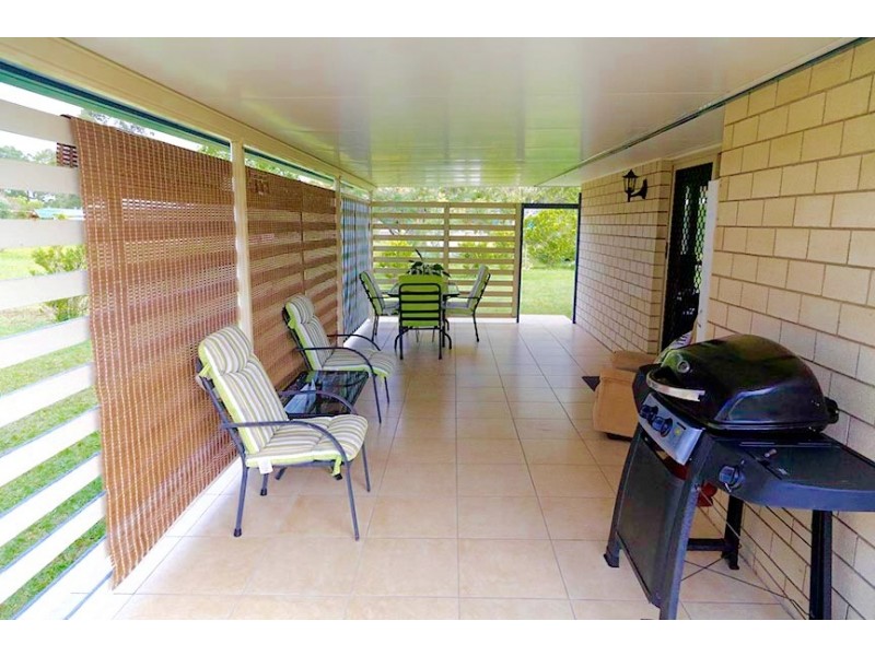 7 Batavia Court, Cooloola Cove QLD 4580