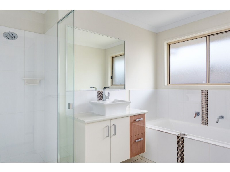 34 TUNA WAY, Tin Can Bay QLD 4580