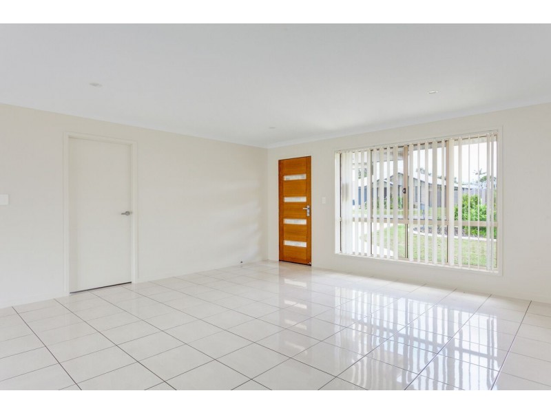 34 TUNA WAY, Tin Can Bay QLD 4580