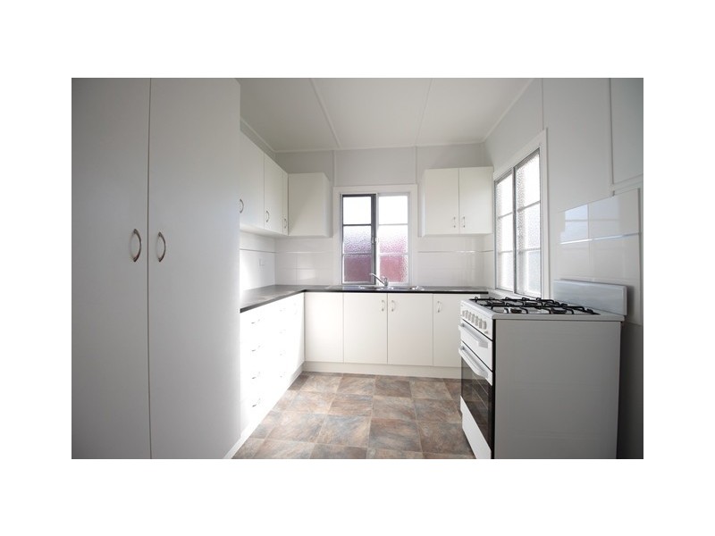 26 Gympie Road, Tin Can Bay QLD 4580