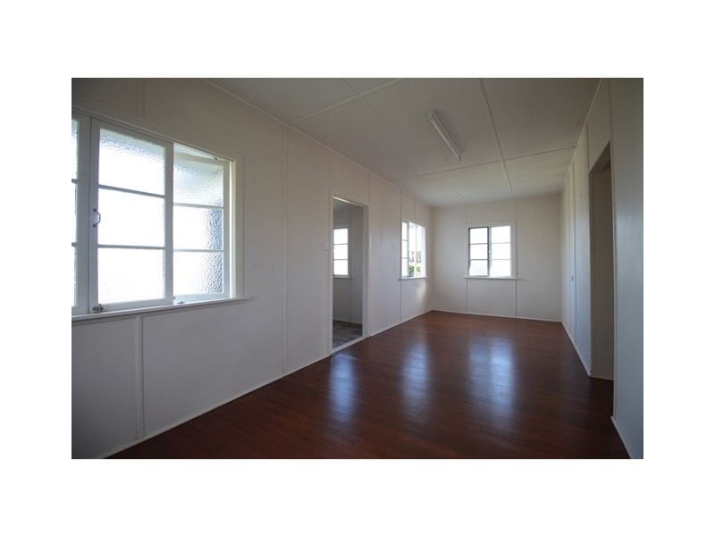 26 Gympie Road, Tin Can Bay QLD 4580