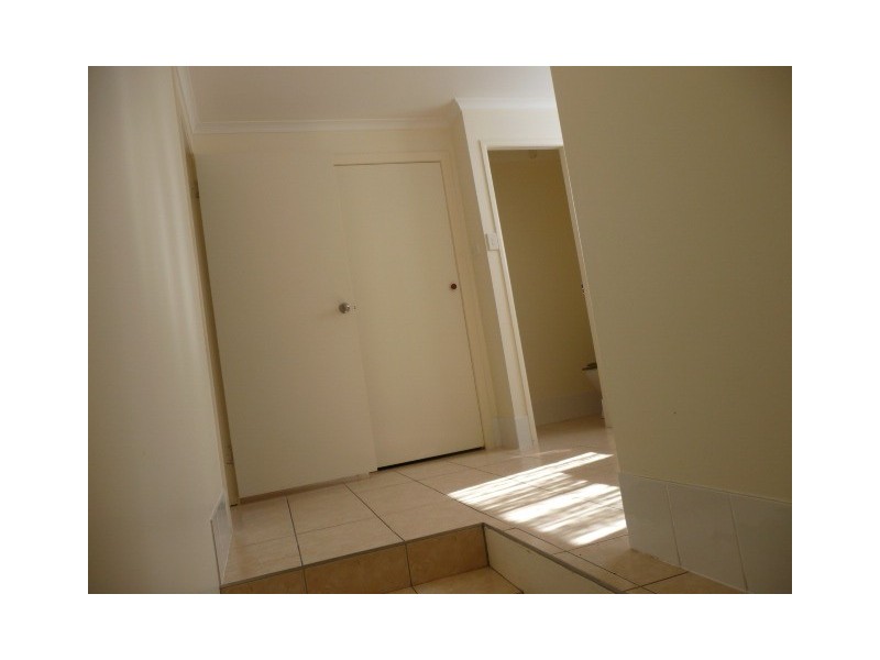 8 Oyster Parade, Tin Can Bay QLD 4580