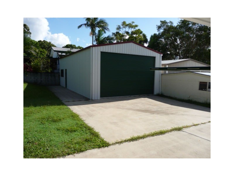 8 Oyster Parade, Tin Can Bay QLD 4580