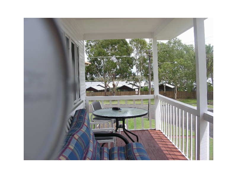 8 Oyster Parade, Tin Can Bay QLD 4580