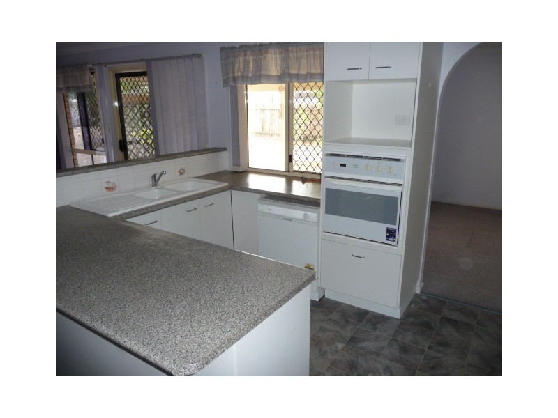 2 Pamir Court, Cooloola Cove QLD 4580