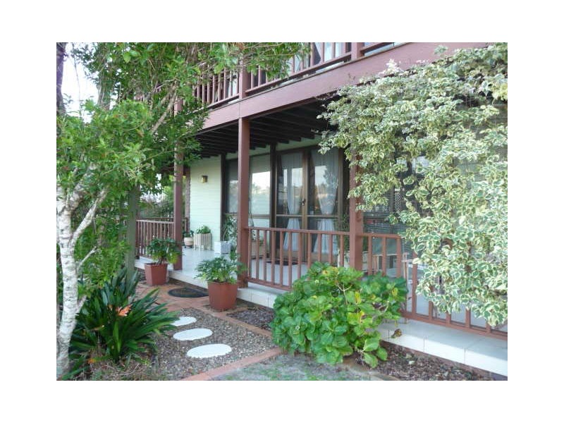 4 Drummer Street, Tin Can Bay QLD 4580