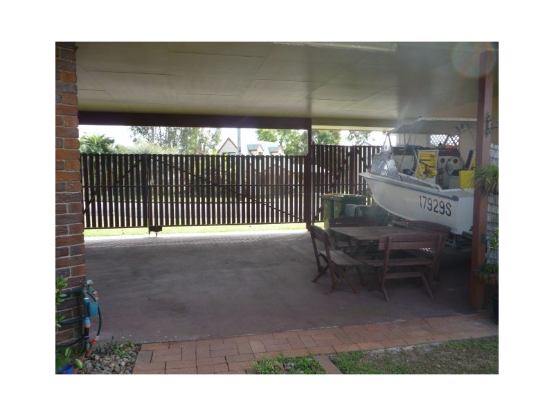 4 Drummer Street, Tin Can Bay QLD 4580