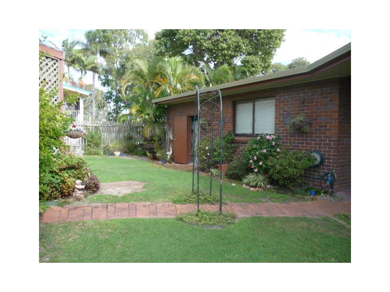 4 Drummer Street, Tin Can Bay QLD 4580