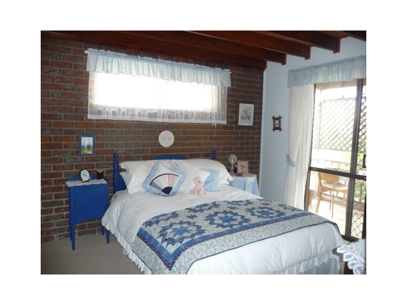 4 Drummer Street, Tin Can Bay QLD 4580