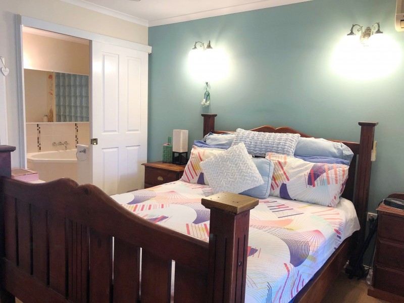 7 Bonito Court, Tin Can Bay QLD 4580