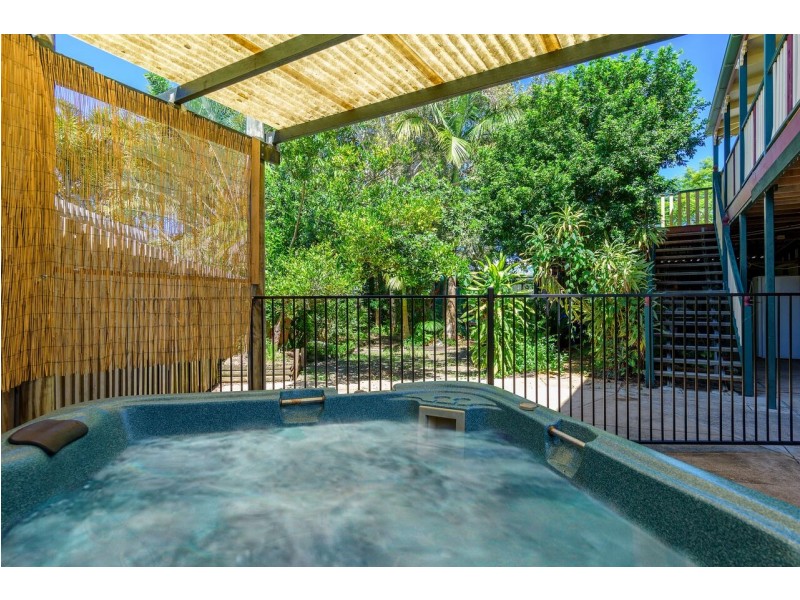 1 Toolara Road, Tin Can Bay QLD 4580