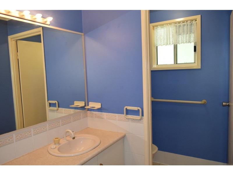 28 Endurance Ave, Cooloola Cove QLD 4580