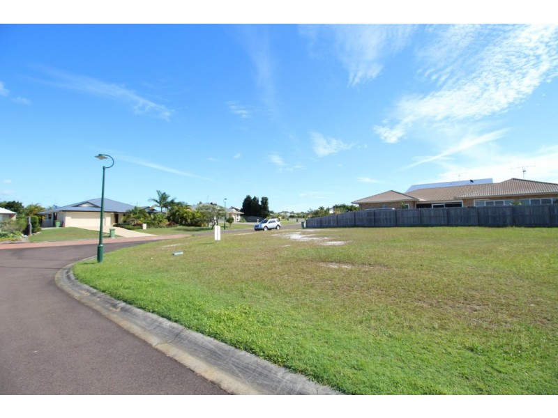 27 Banksia Avenue, Tin Can Bay QLD 4580