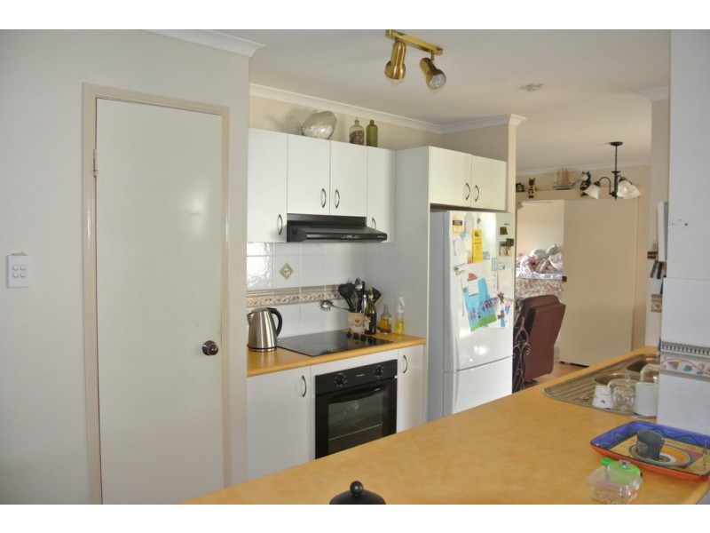 15 Banksia Avenue, Tin Can Bay QLD 4580