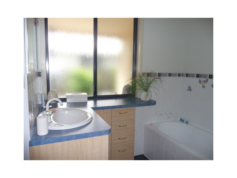 23 Banksia Avenue, Tin Can Bay QLD 4580