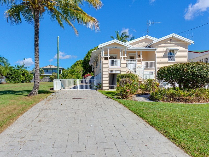 7 Oyster Parade, Tin Can Bay QLD 4580
