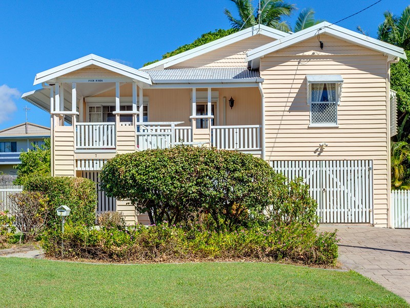 7 Oyster Parade, Tin Can Bay QLD 4580