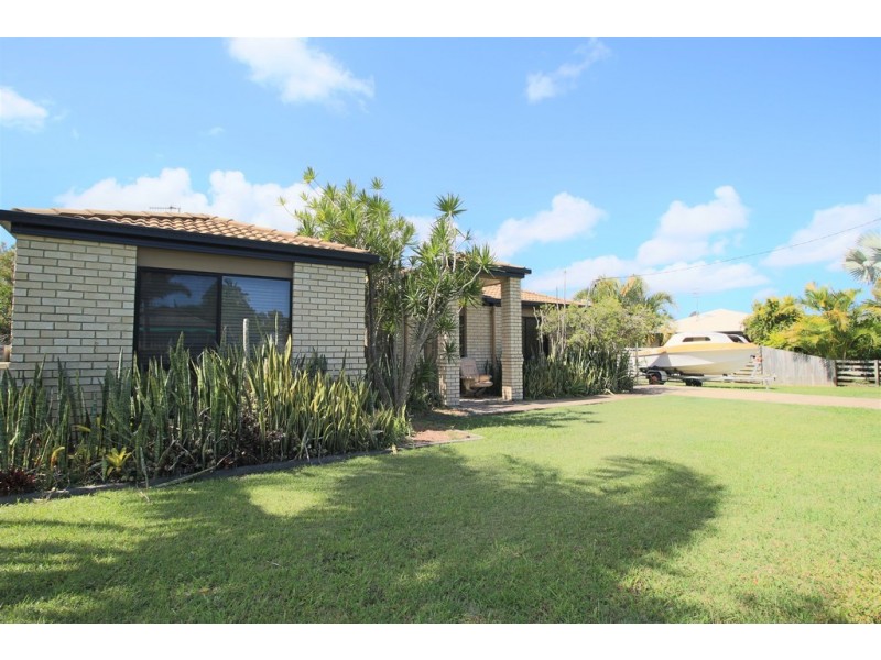 37 Marco Polo Drive, Cooloola Cove QLD 4580