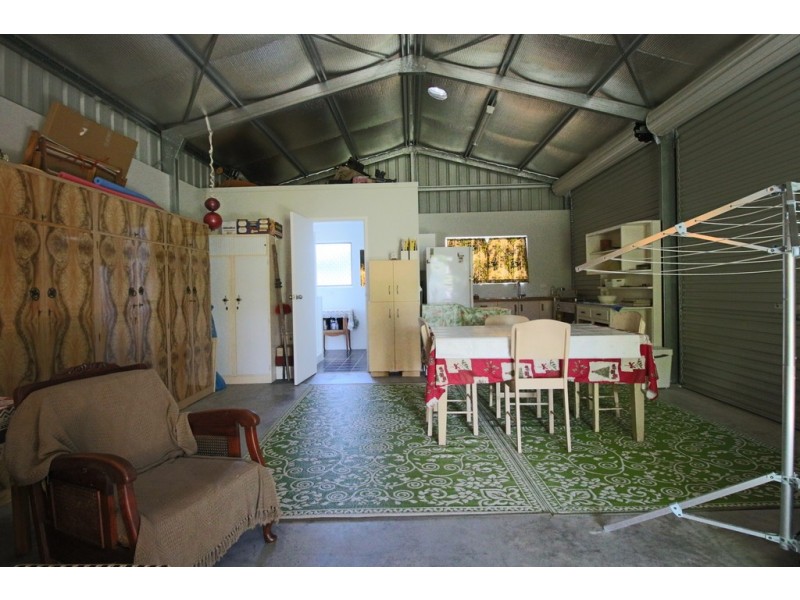 3 Toolara Road, Tin Can Bay QLD 4580