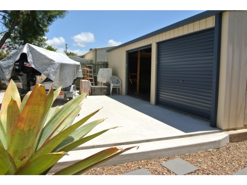 4 Retreat Court, Cooloola Cove QLD 4580