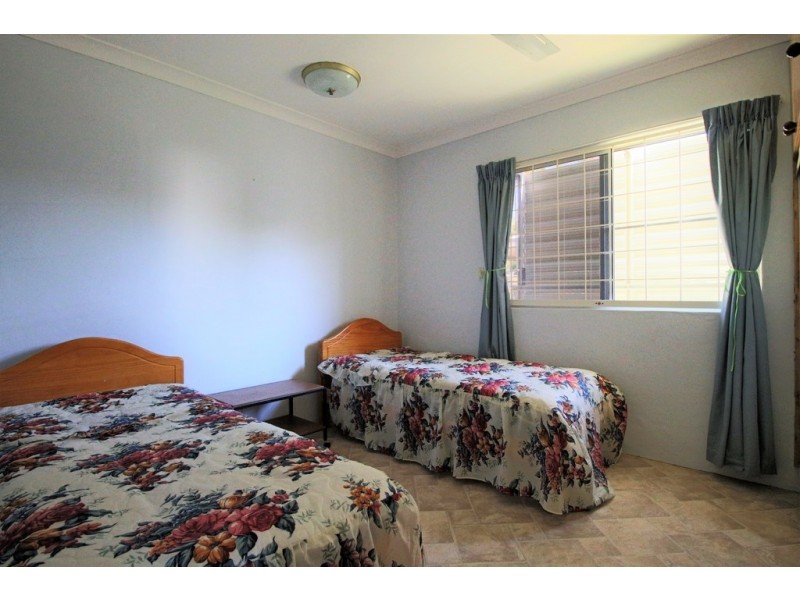 17 Dolphin Avenue, Tin Can Bay QLD 4580
