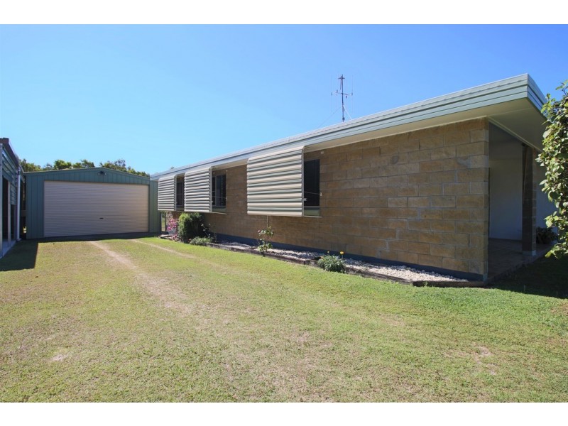 17 Dolphin Avenue, Tin Can Bay QLD 4580