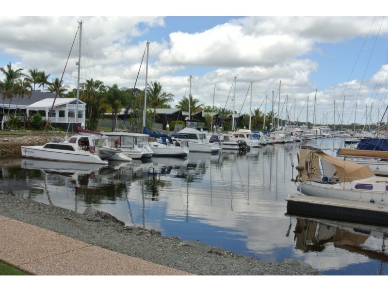 15 Oyster Parade, Tin Can Bay QLD 4580