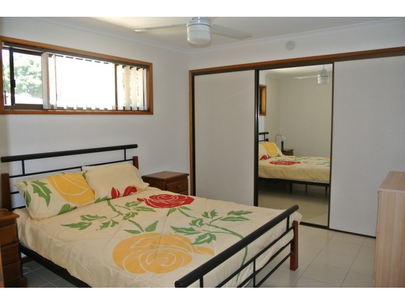1 Tailor Street, Tin Can Bay QLD 4580