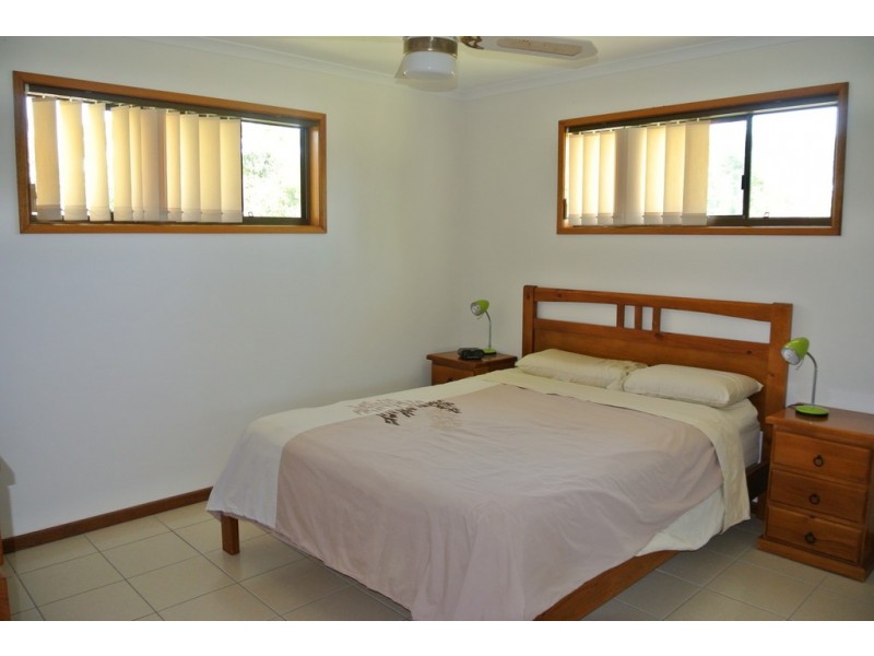 1 Tailor Street, Tin Can Bay QLD 4580