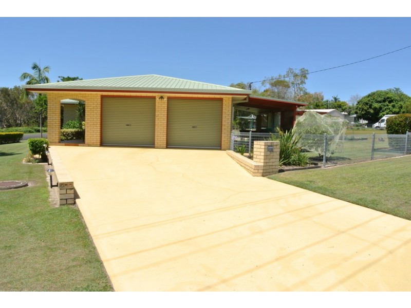 1 Tailor Street, Tin Can Bay QLD 4580
