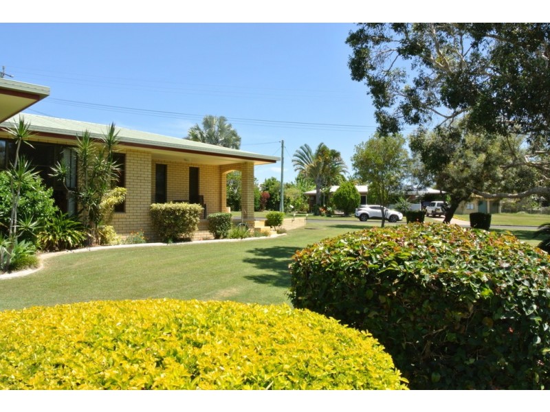 1 Tailor Street, Tin Can Bay QLD 4580