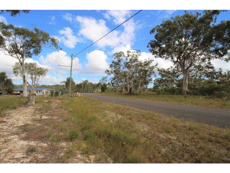7 EXETER COURT, Cooloola Cove QLD 4580