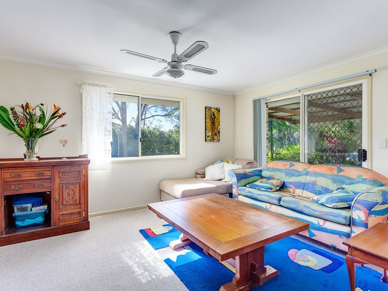36 ENDEAVOUR DRIVE, Cooloola Cove QLD 4580