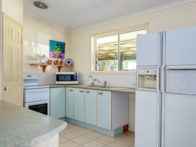 36 ENDEAVOUR DRIVE, Cooloola Cove QLD 4580