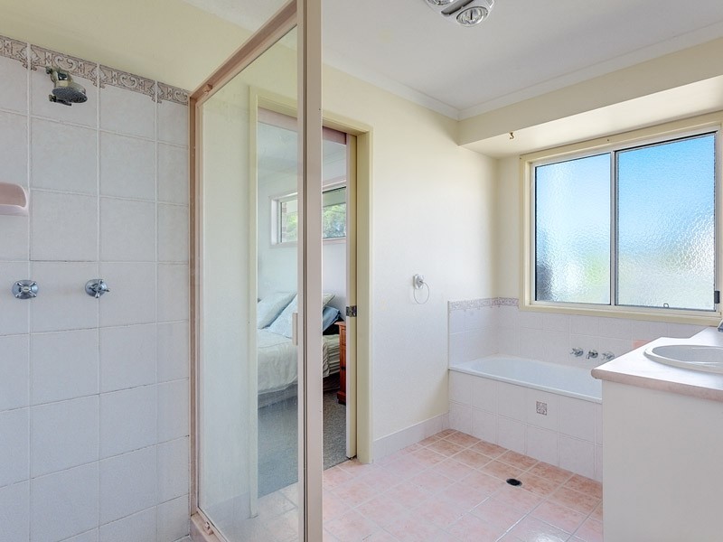 36 ENDEAVOUR DRIVE, Cooloola Cove QLD 4580