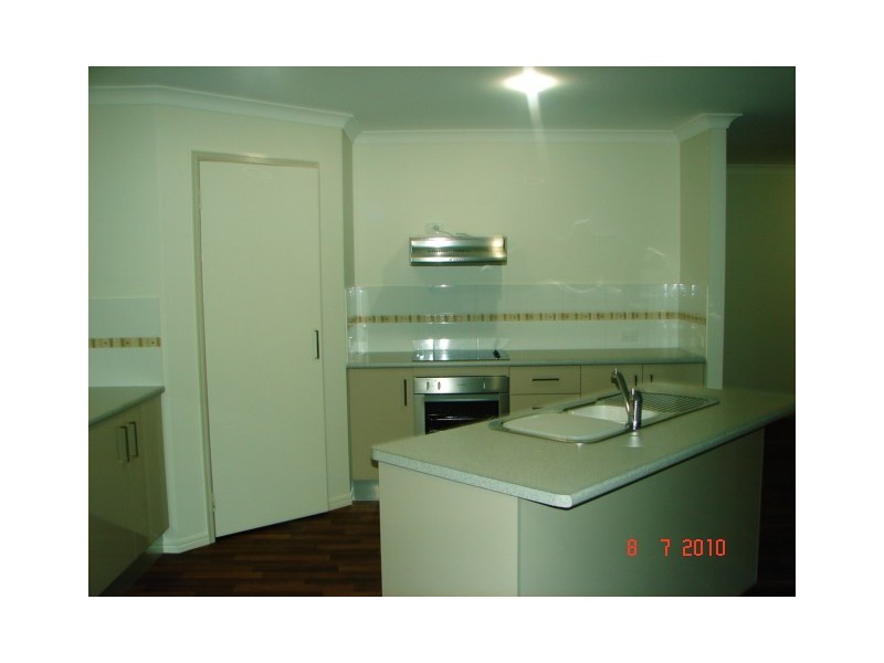 13 Habitat Circuit, Cooloola Cove QLD 4580