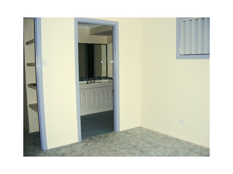 2 Banksia Avenue, Tin Can Bay QLD 4580