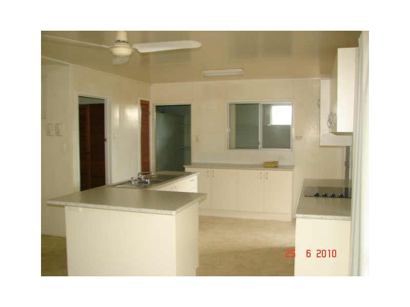 4 Buchanan Street, Tin Can Bay QLD 4580