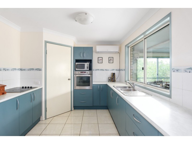 4 Duchess Court, Cooloola Cove QLD 4580