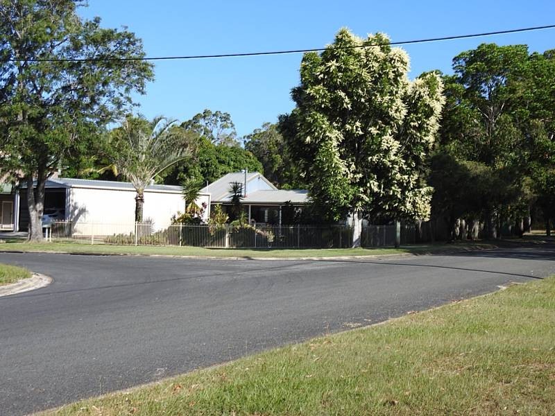 27 BORONIA DRIVE, Tinnanbar QLD 4650