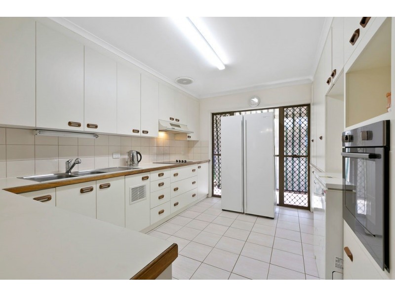 39 MARLIN WAY, Tin Can Bay QLD 4580