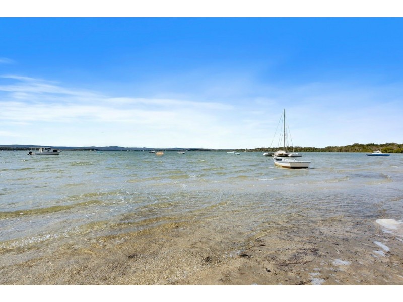 39 MARLIN WAY, Tin Can Bay QLD 4580