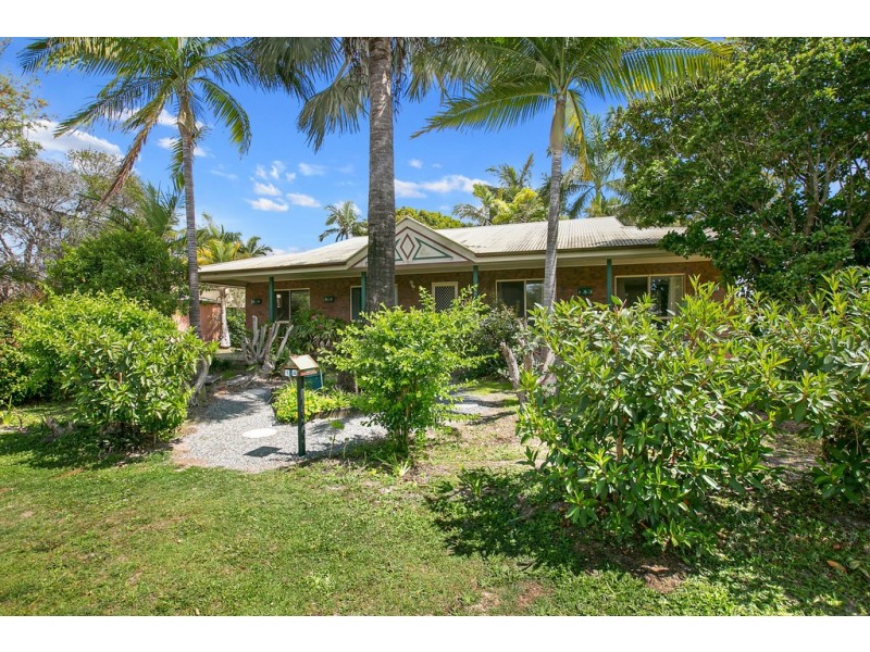 114 Golden Hind Avenue, Cooloola Cove QLD 4580