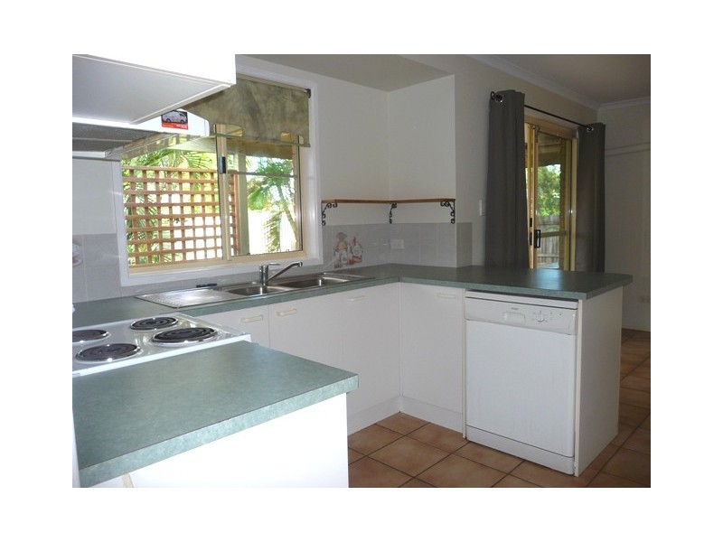 3 Norfolk Court, Cooloola Cove QLD 4580